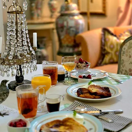 Bed & Breakfast Maison Rangel, D'hotes And *